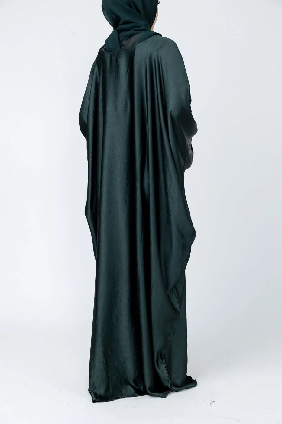 Aria closed batwing abaya - Emerald Green