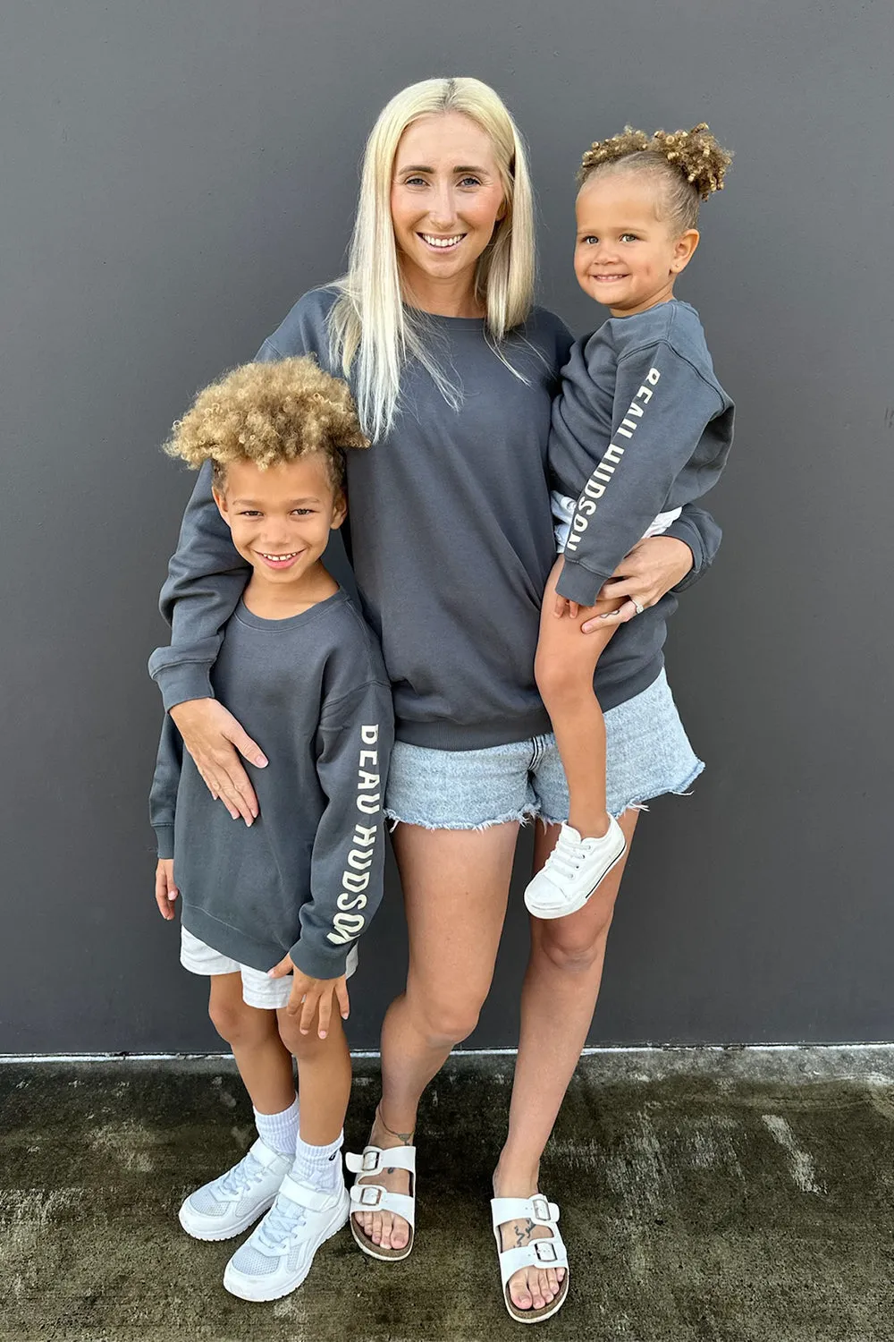 Beau Hudson Crew Sweater Graphite - Adults