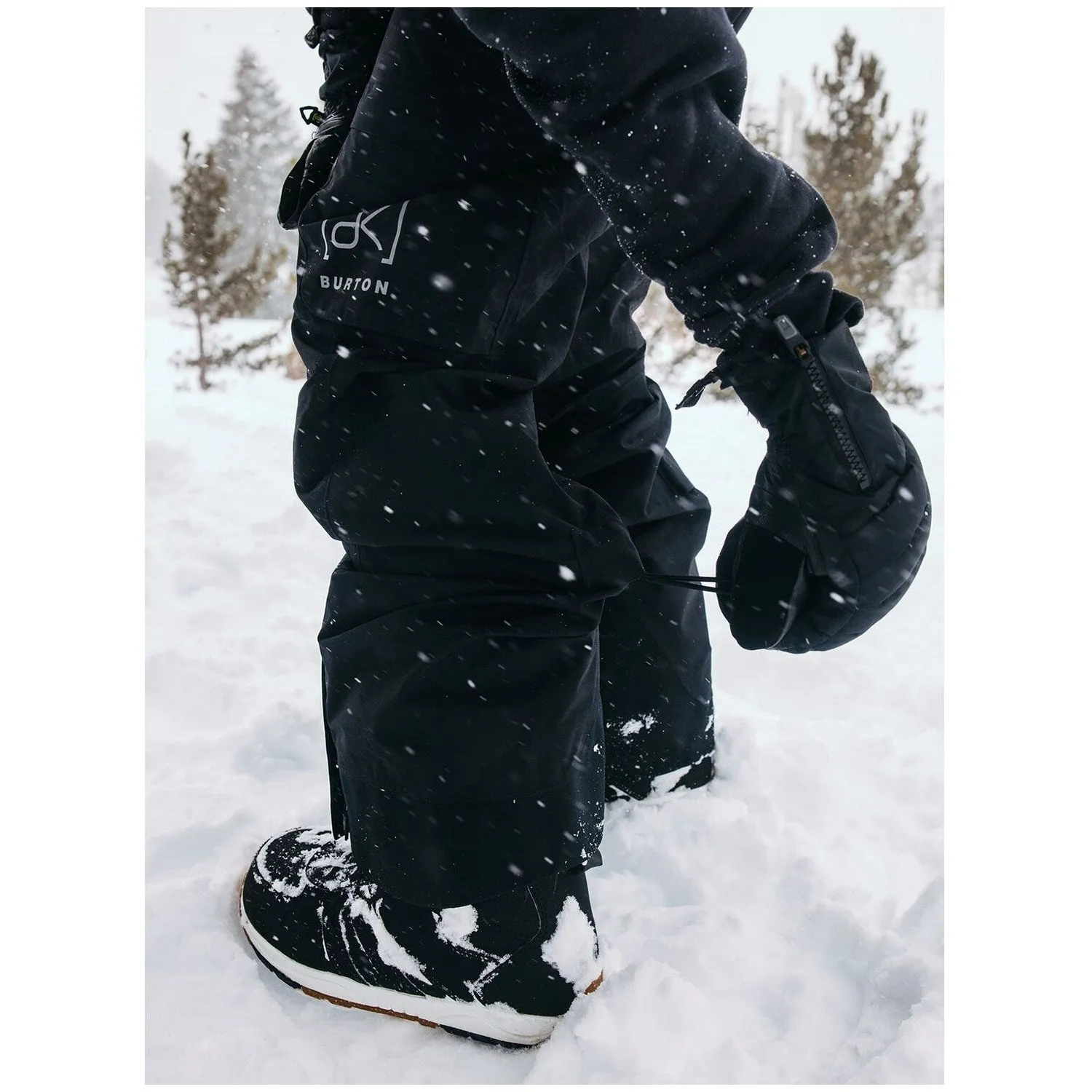 Burton [ak] Kimmy GORE-TEX Bib Pants Womens 2025 Black