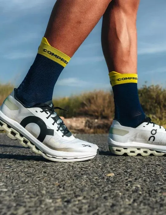 Compressport - Pro Racing Socks V4.0  Run High - New