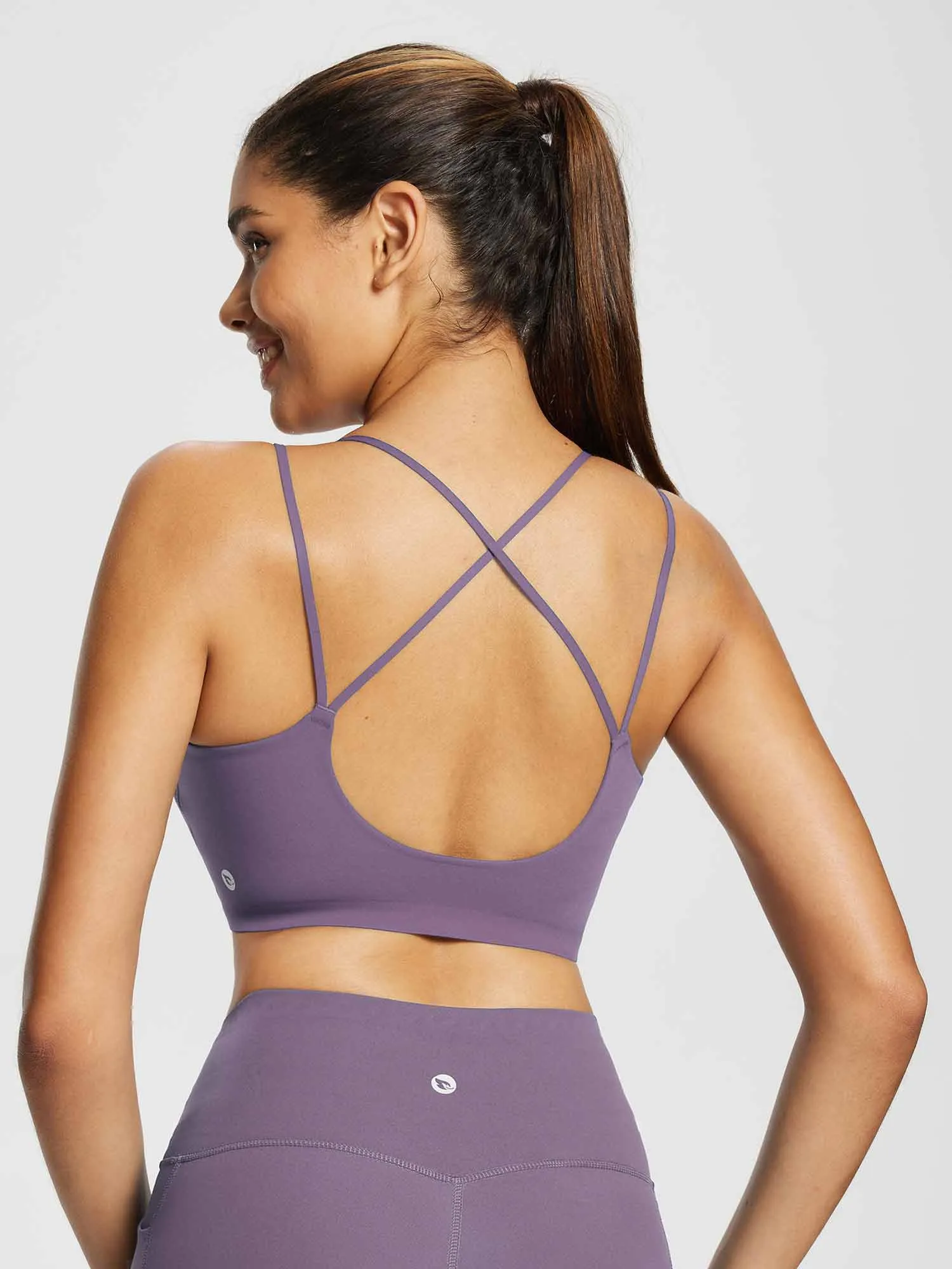 Freeleaf Cross-Strap Low-Impact Sports Bra