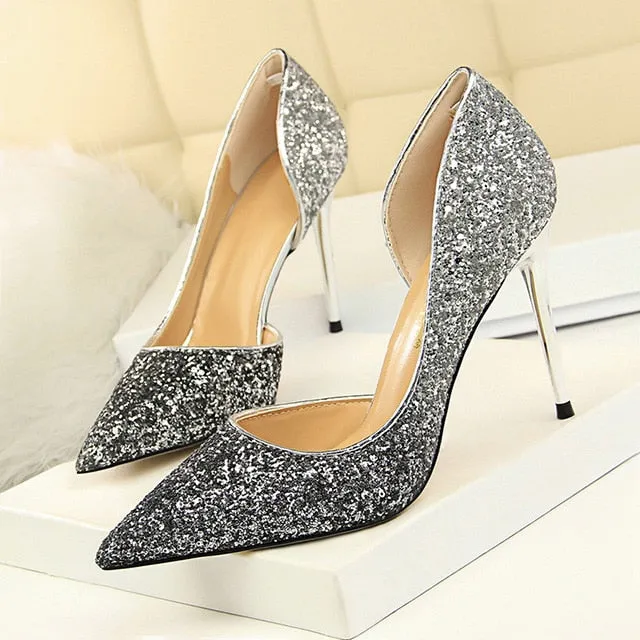 Glitteringly Pumps