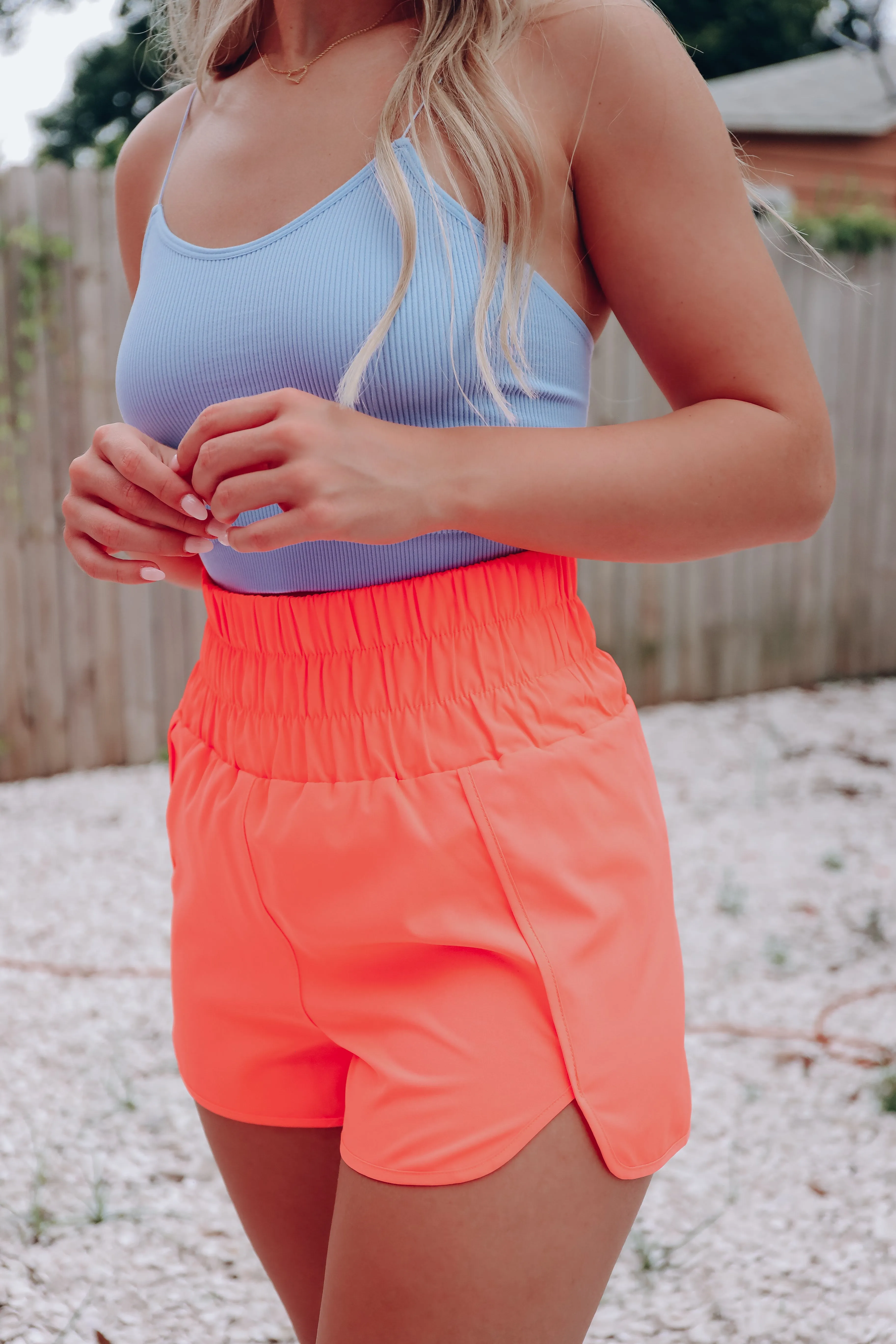 Homestretch Active Shorts - Neon Peach