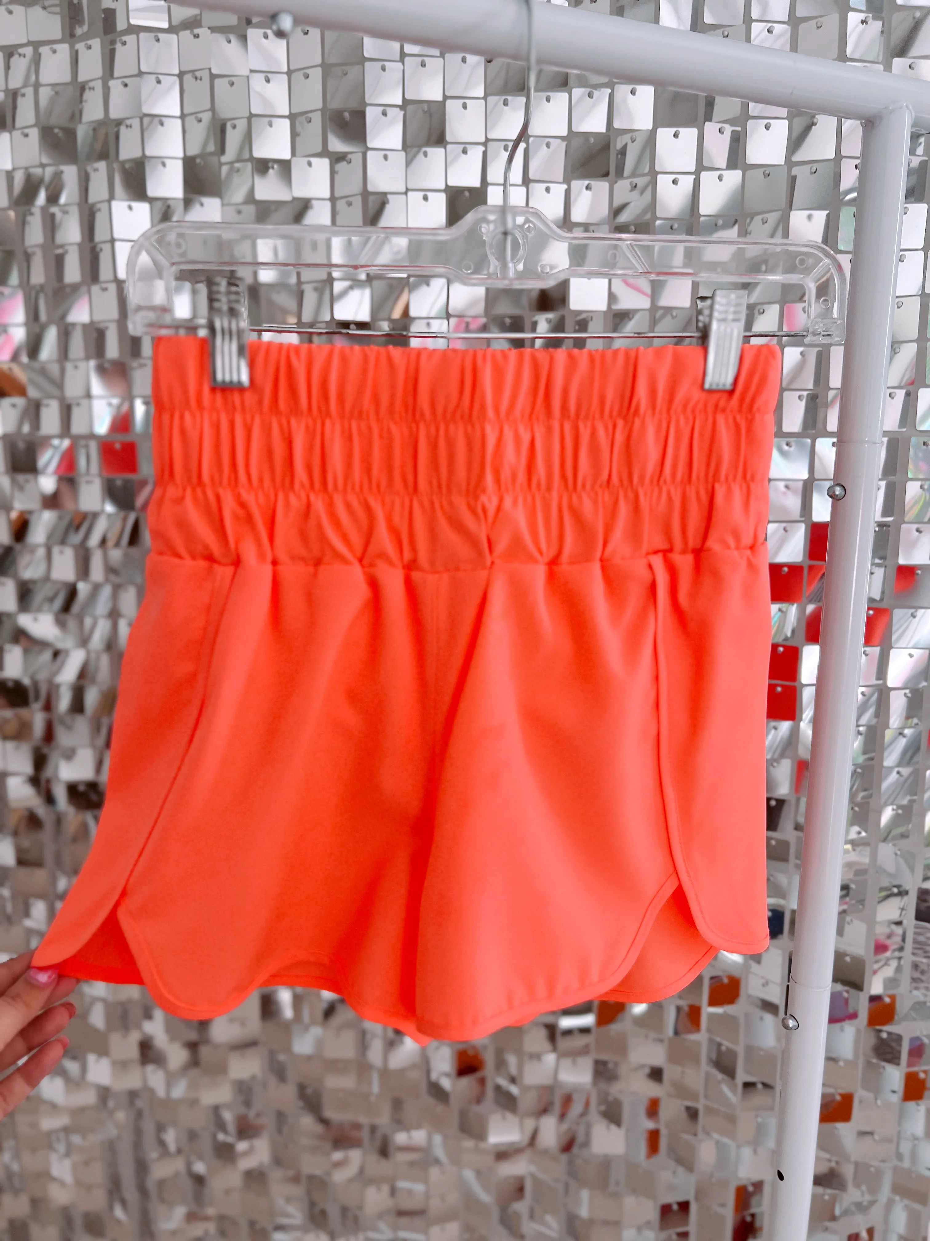 Homestretch Active Shorts - Neon Peach
