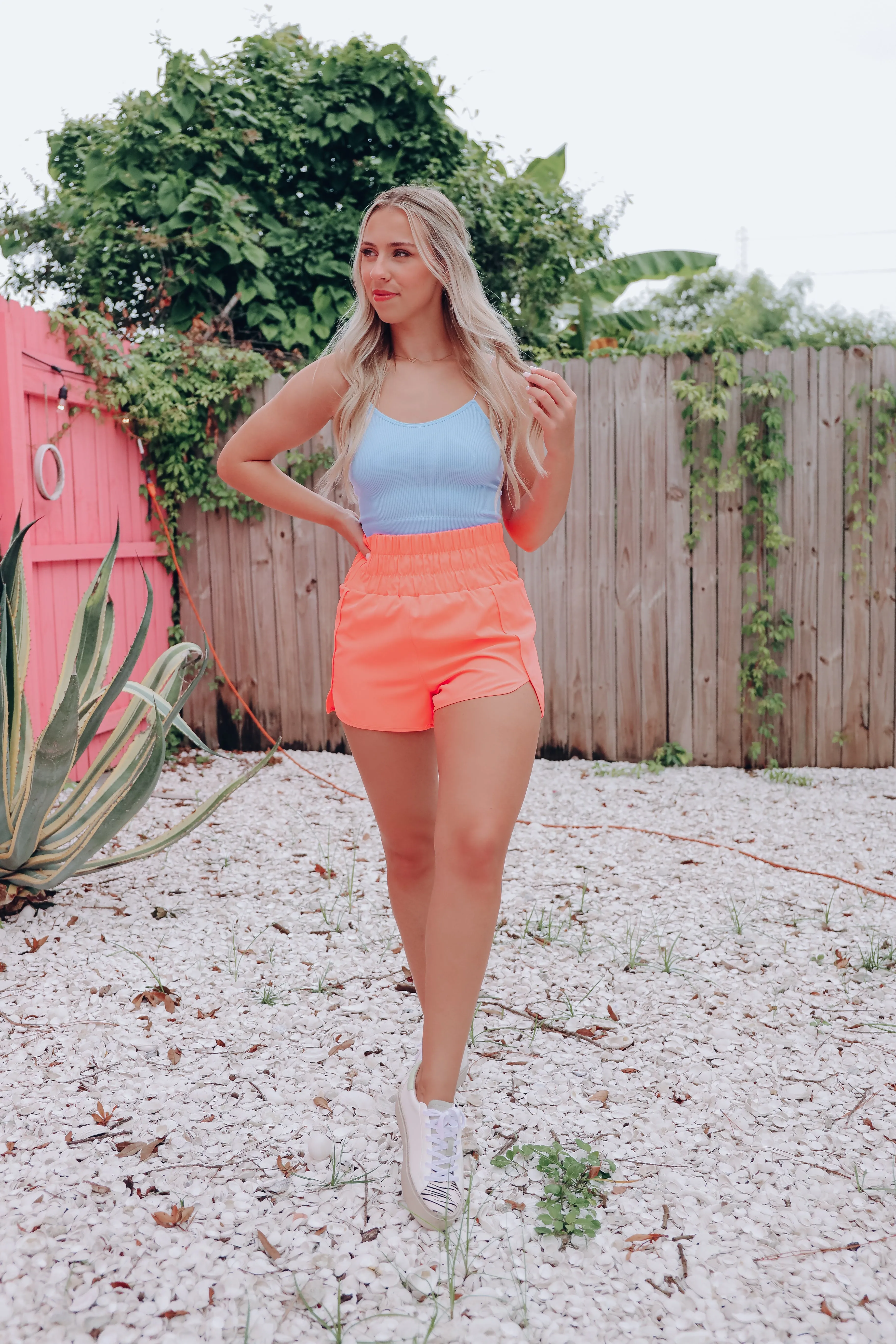 Homestretch Active Shorts - Neon Peach