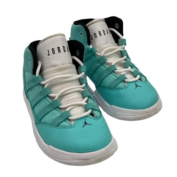 Jordan Teal Max Aura Sneakers Kids Size 9C