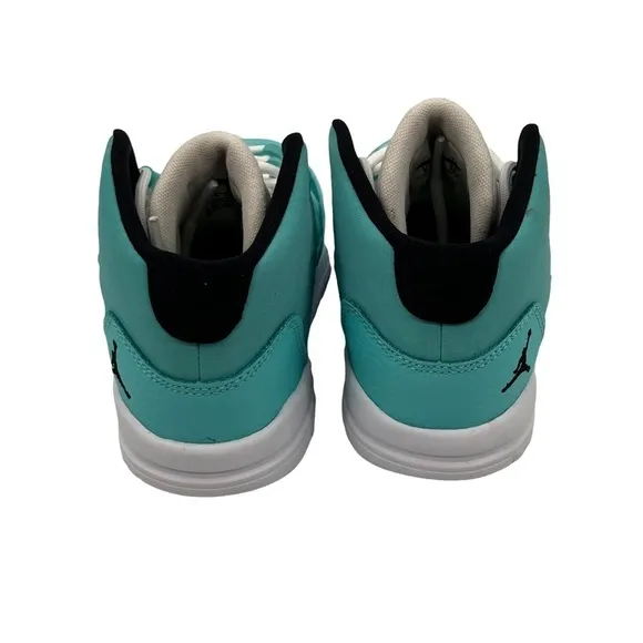 Jordan Teal Max Aura Sneakers Kids Size 9C
