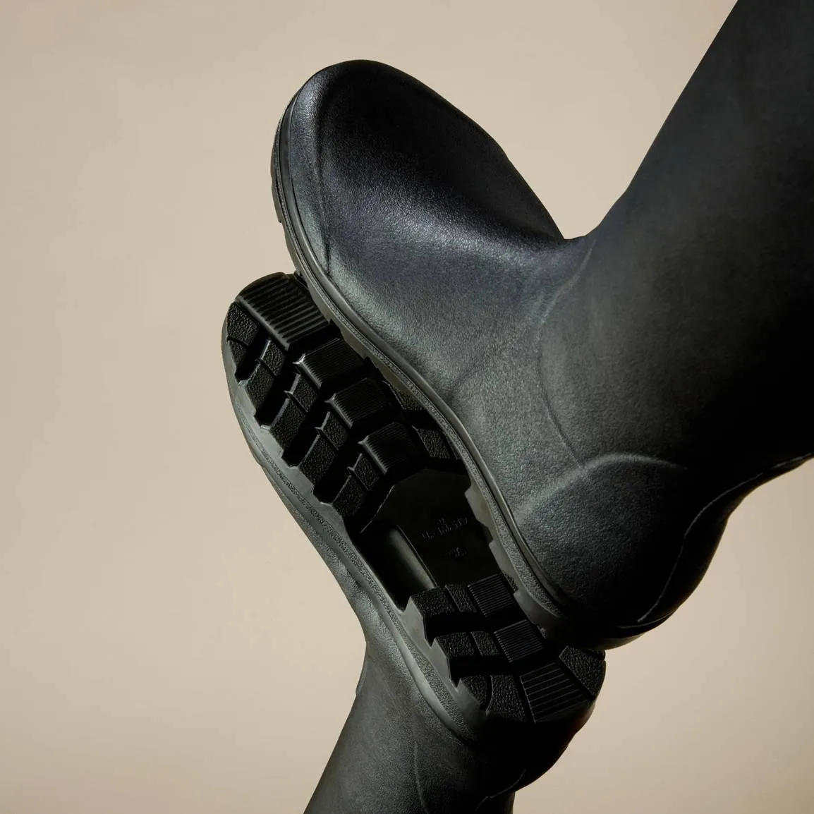 LE CHAMEAU Chasseur Boots - Ladies Neoprene Lined Full Zip - Black