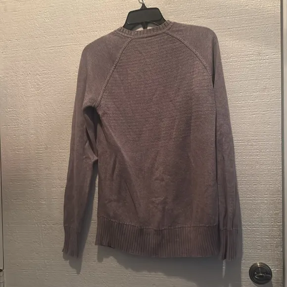 Lululemon tan soft Sweater size large