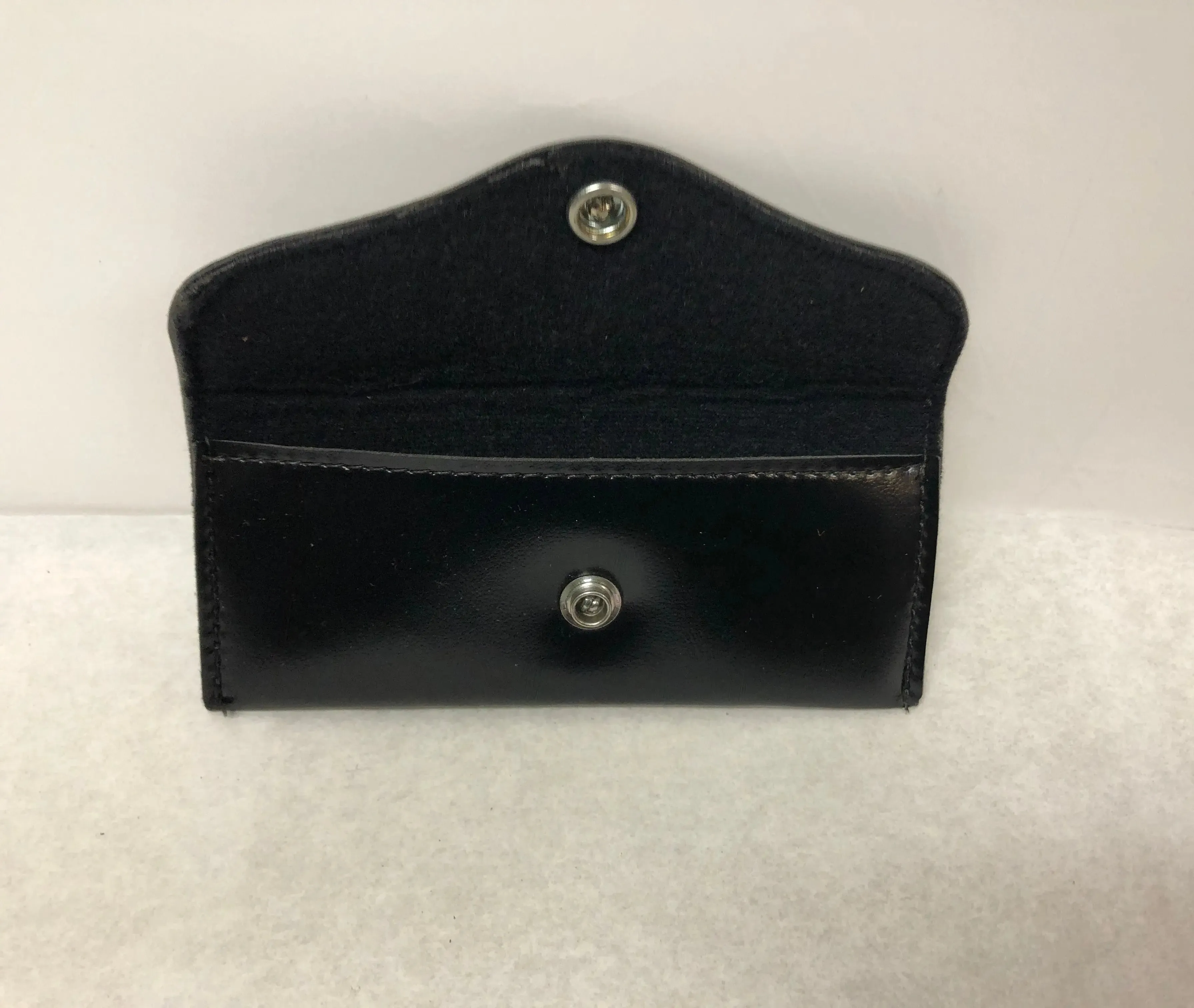 Made In The Shade Black Optical Eyeglass Button Close Case Storage | KMOPT-118