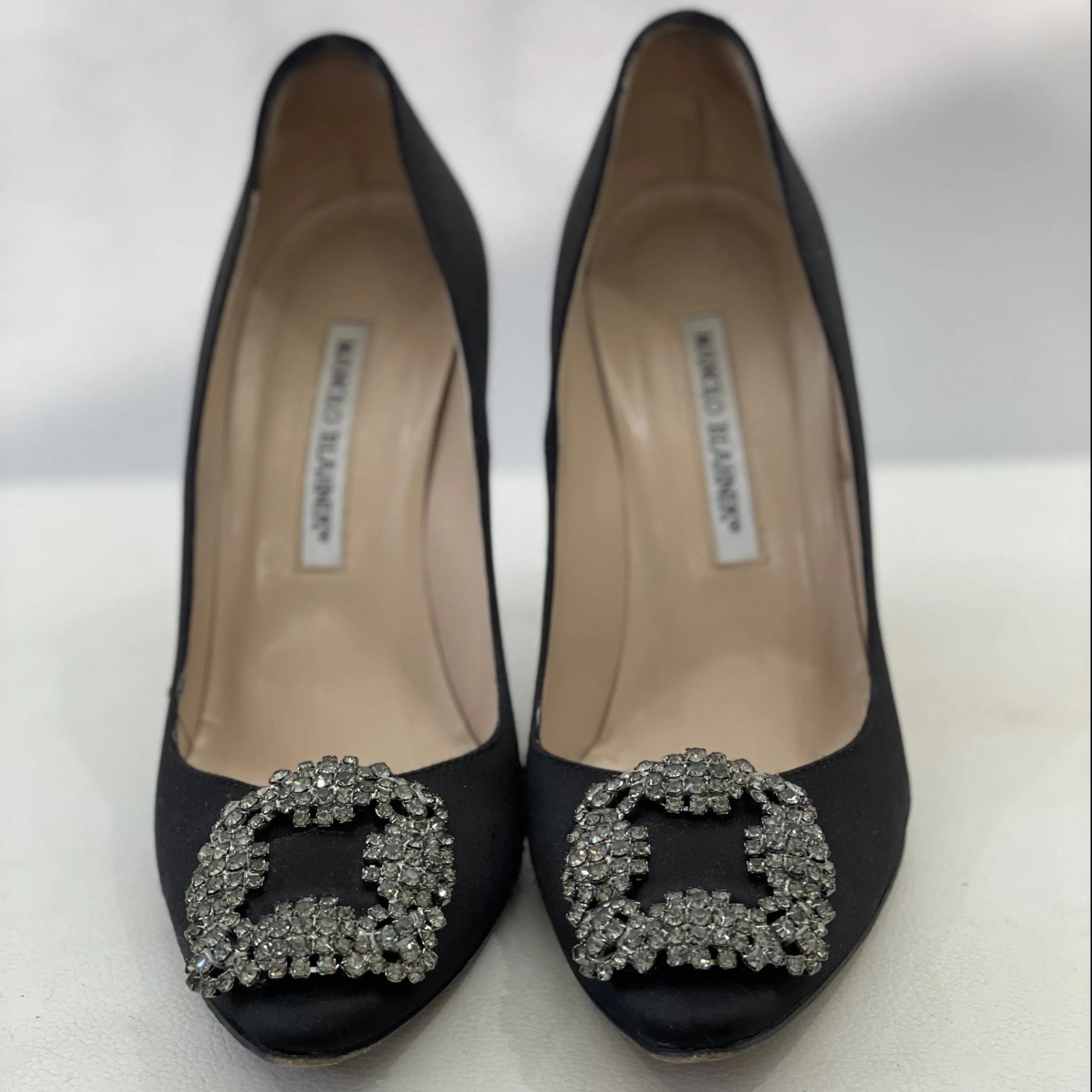 MANOLO BLAHNIK Hangisi 105 mm  Black Satin Jewel Buckle Pumps Size 37