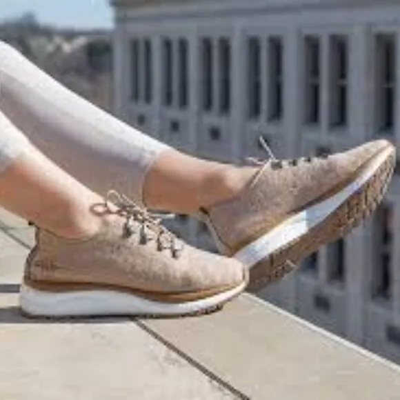 OTBT Courier Wool Sneakers, Natural, Size 9