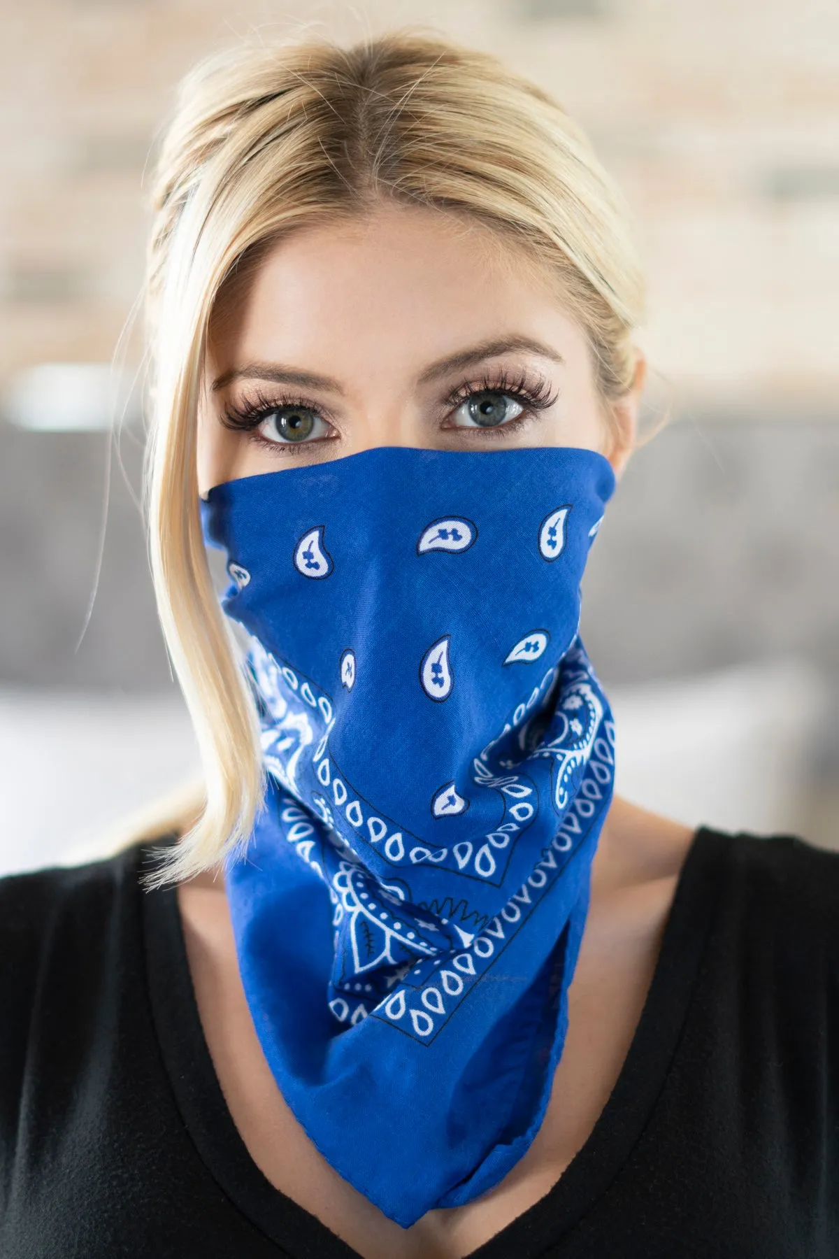 PAISLEY PRINT BANDANA