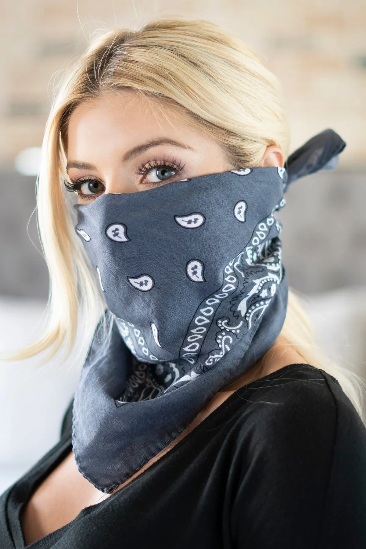 PAISLEY PRINT BANDANA