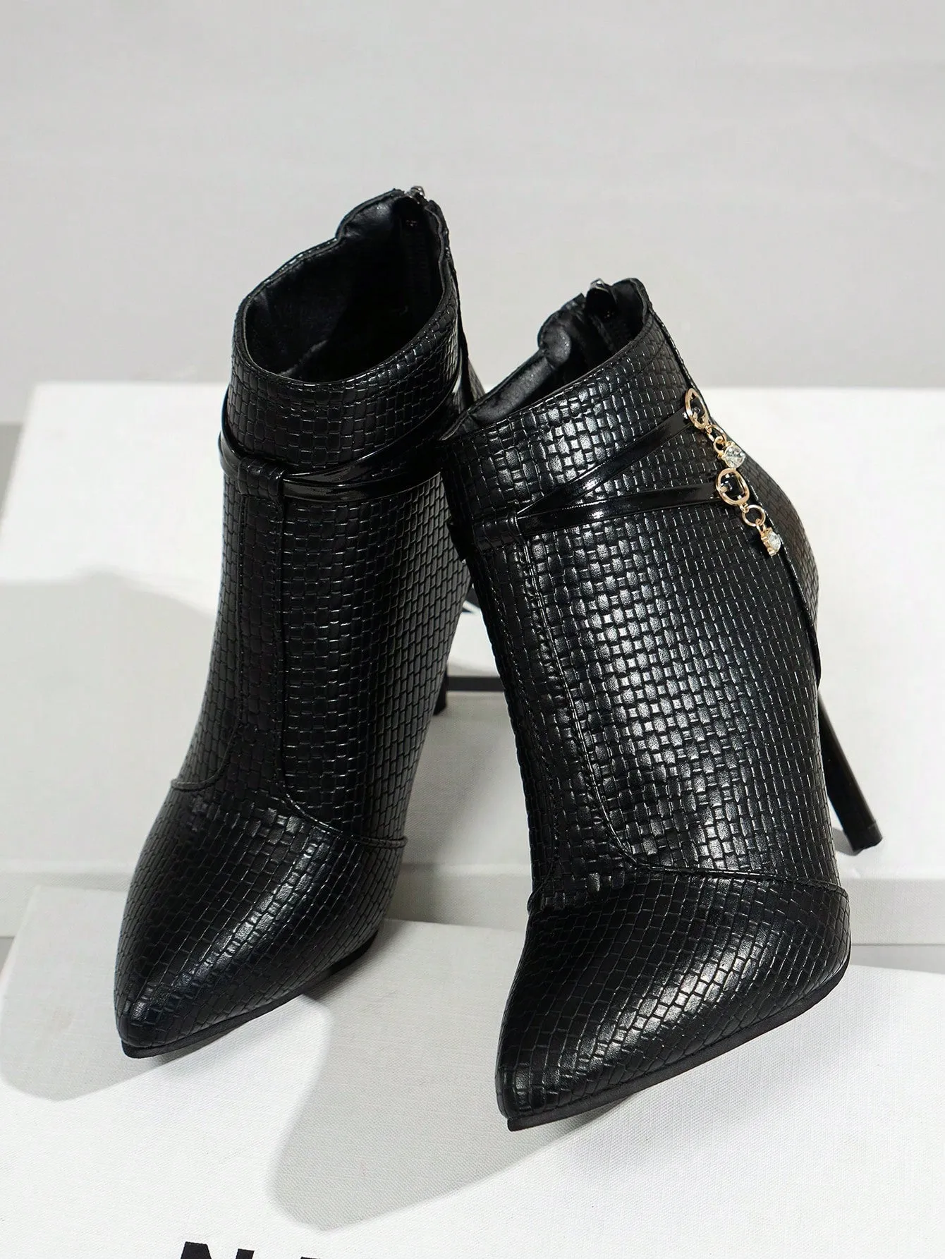 Pointed Toe Buckle Decor High Heeled Boots - Black
