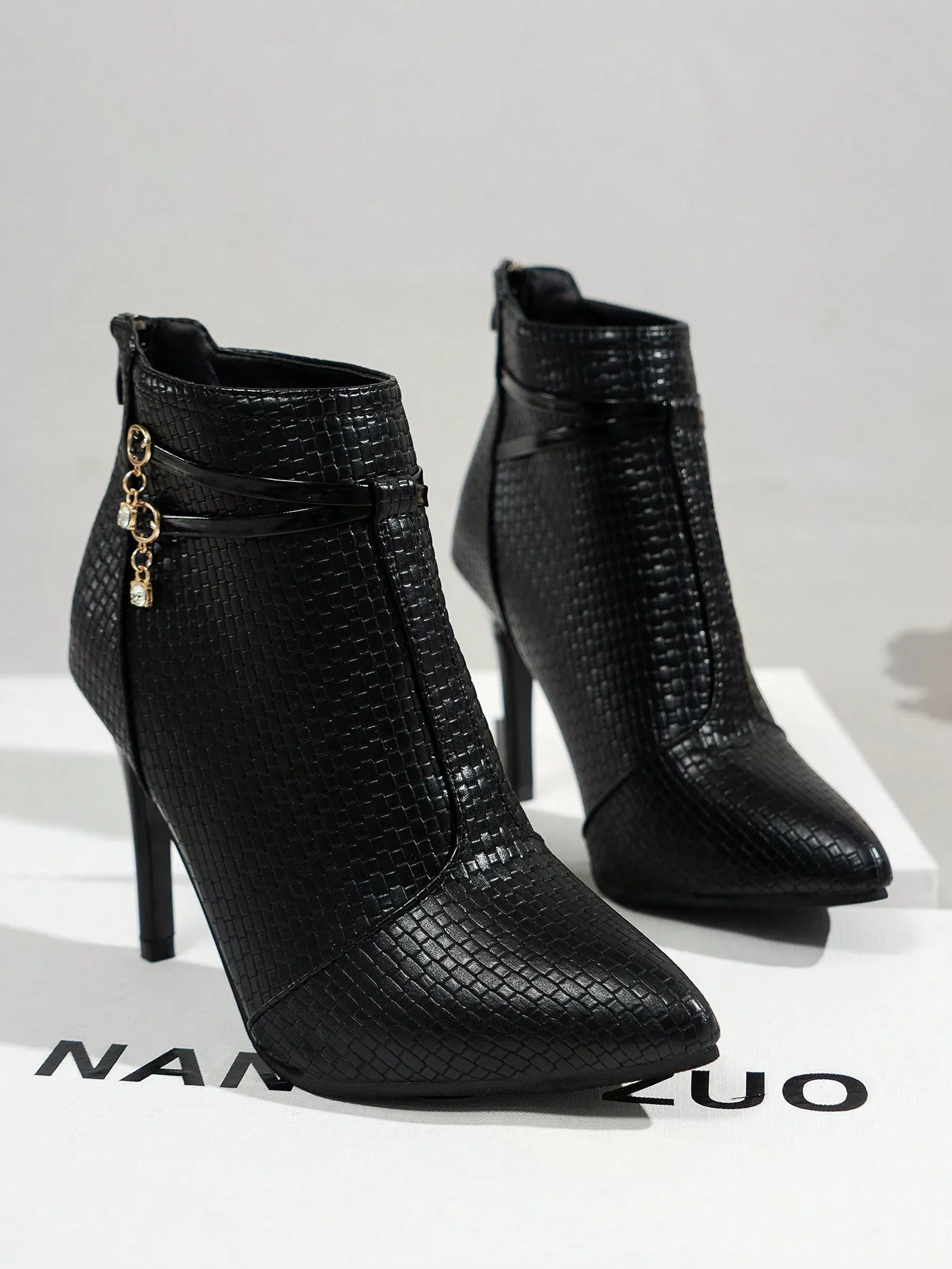 Pointed Toe Buckle Decor High Heeled Boots - Black
