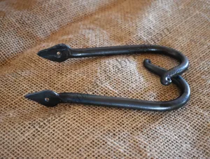 Spade Wall Hooks, Medium (Pair)