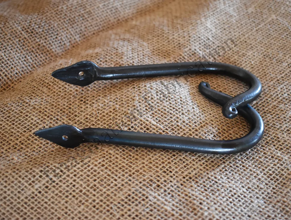 Spade Wall Hooks, Medium (Pair)