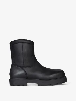 Storm ankle boots in nubuck with zip
