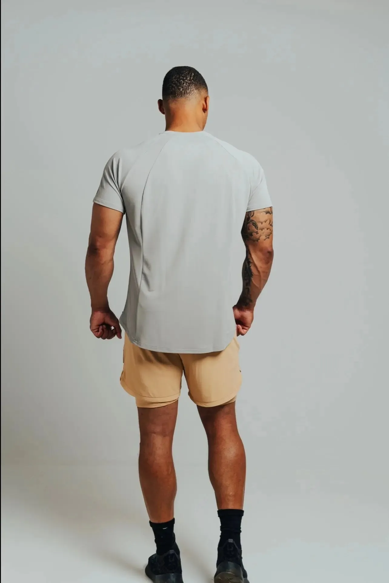 Total War Ai1 “Give Your All” Short Sleeve - Ghost Grey