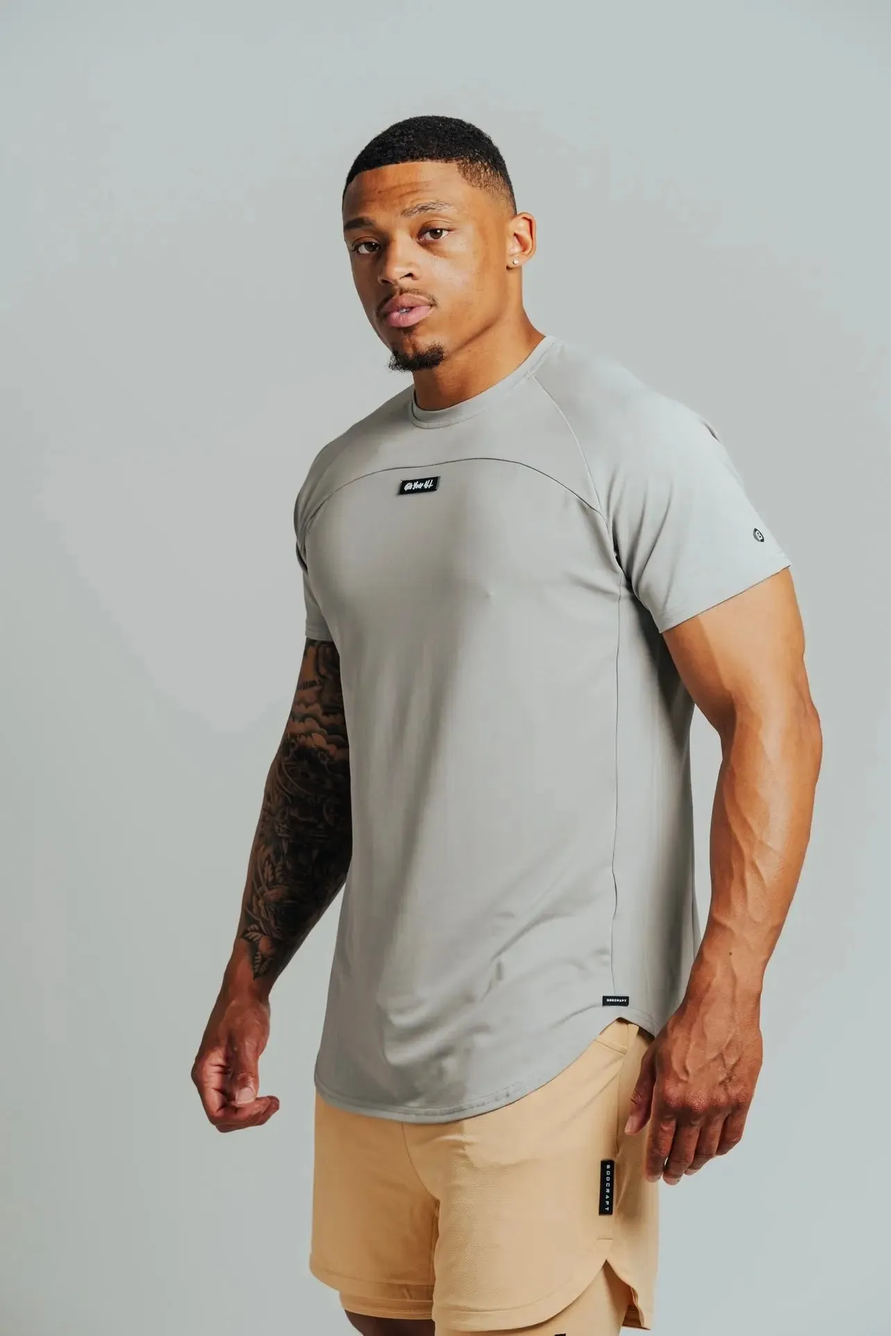 Total War Ai1 “Give Your All” Short Sleeve - Ghost Grey