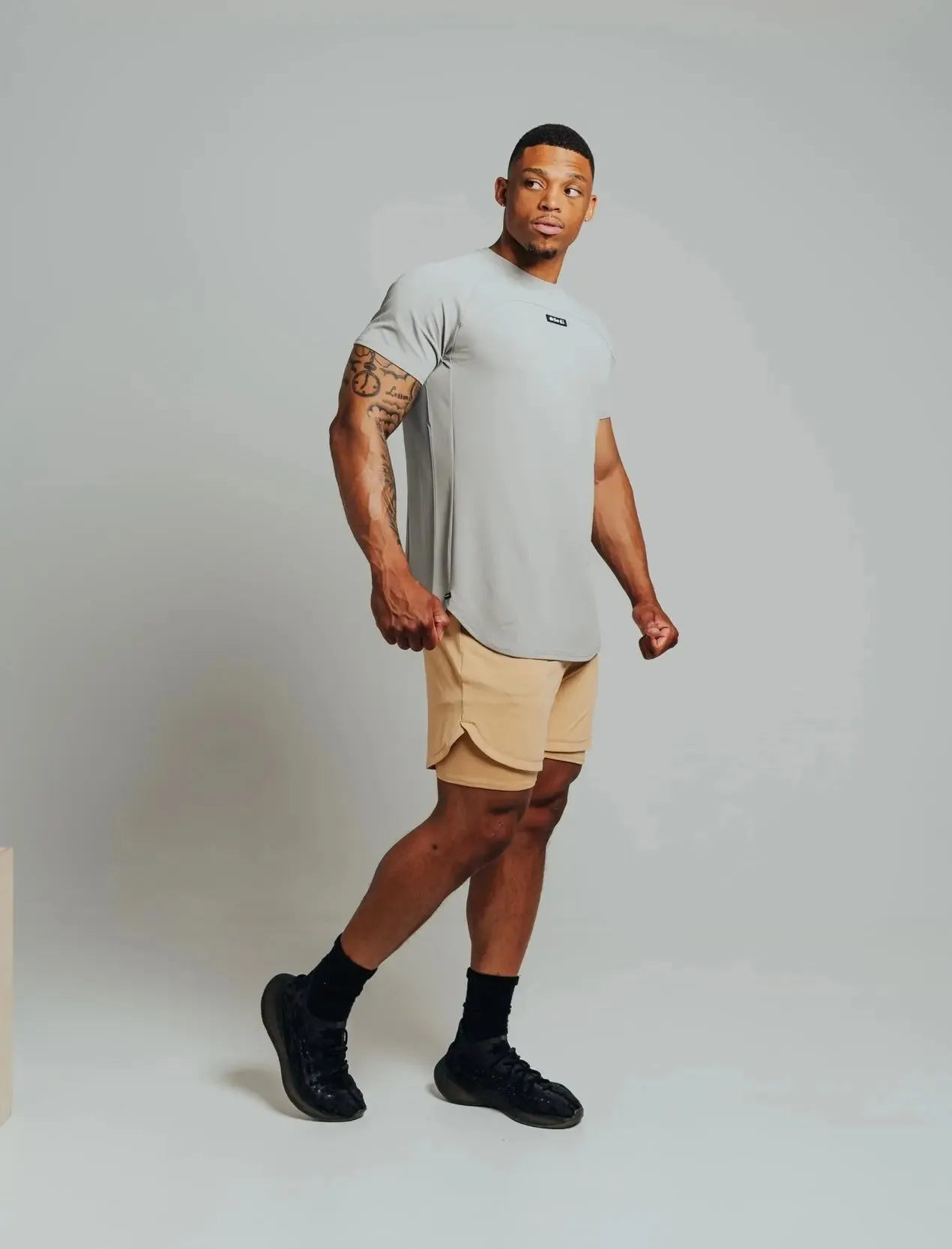 Total War Ai1 “Give Your All” Short Sleeve - Ghost Grey